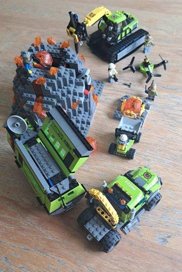 Lego Set - 60124 - City - Volcano Exploration Base, Nieuw