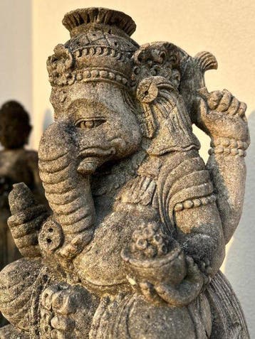 Statua di Ganesh in Pietra Naturale – Bali – - Beeld -, Antiek en Kunst