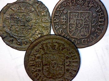 Spanje. Conjunto de 35 monedas antiguas de diferentes épocas