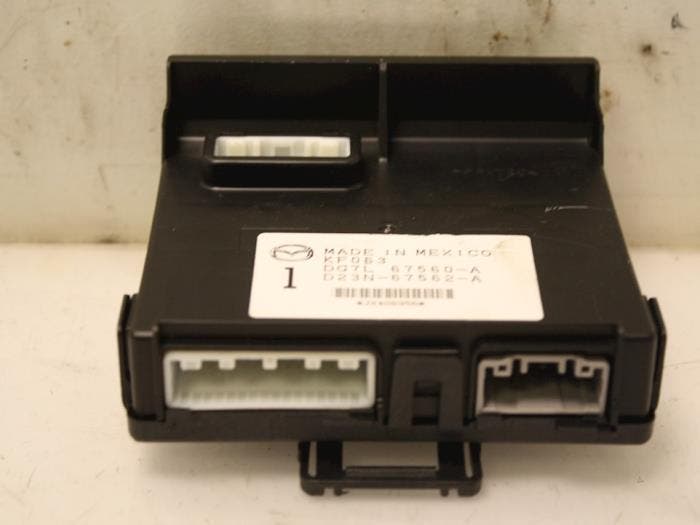 Module (diversen) Mazda 2. O169552, Auto-onderdelen, Carrosserie