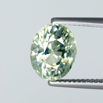 1 pcs Vert, Jaune Chrysobéryl - 4.09 ct - International, Nieuw