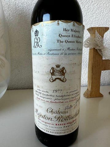 1977 Château Mouton Rothschild - Pauillac 1er Grand Cru, Collections