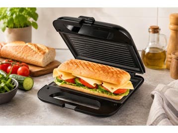Veiling - Tosti Apparaat 750 Watt, Nieuw