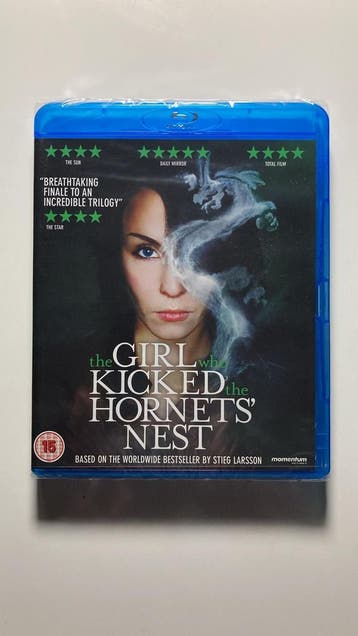 THE GIRL WHO KICKED THE HORNETS NEST (IN SEAL) (IMPORT, Gebruikt