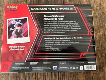 1 Box - Team Rockets Mewtwo ex Box, Hobby en Vrije tijd, Verzamelkaartspellen | Pokémon, Nieuw