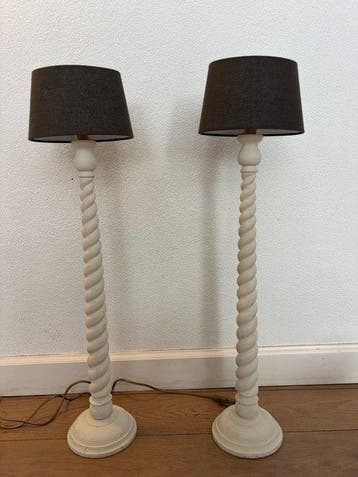 Lamp (2) - Hout - Getordeerde Lampen Set, Antiek en Kunst
