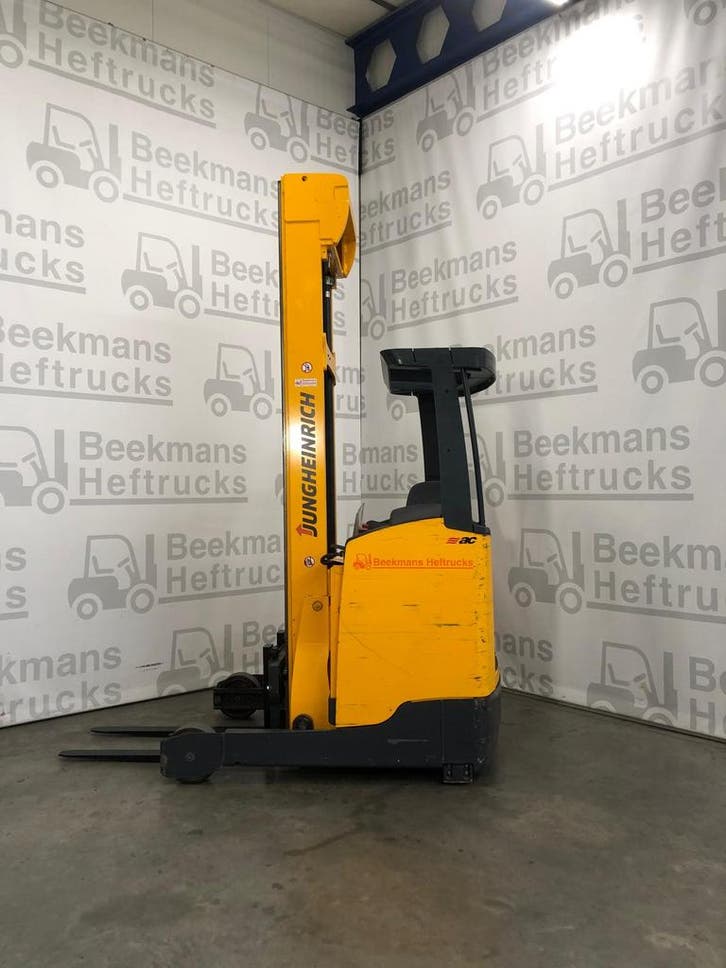 Jungheinrich ETV214  Reachtruck - 1400kg 8000mm, Zakelijke goederen, Machines en Bouw | Heftrucks en Intern transport, Reachtruck