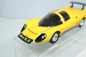 1:24 - Voiture miniature - Eidai Grip 1:28 Ferrari Dino RS
