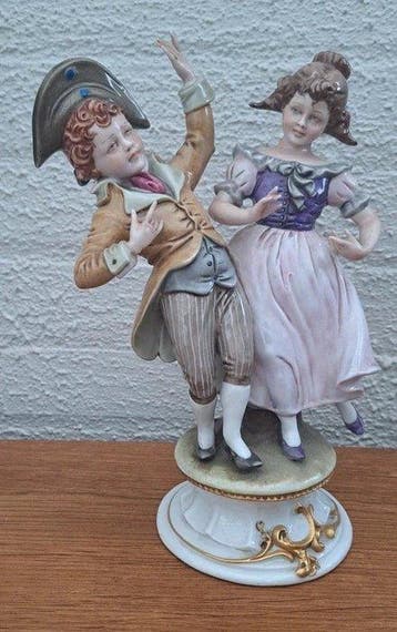 Kings Porcellane, Capodimonte - Beeld, danspaar - 24 cm -