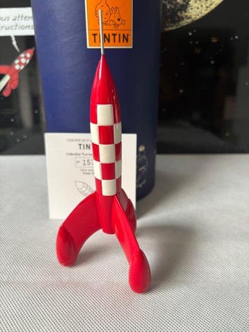 Tintin - Statuette Moulinsart 46954 - La fusée 15 cm - 1