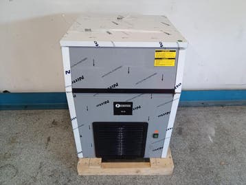 Iceinox ijsblokjesmachine ICE90 - B61 x D60 x H82 cm - 85, Nieuw