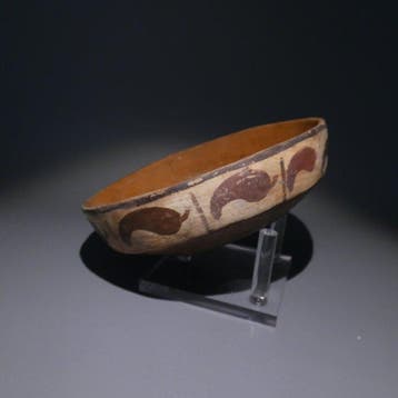 Nazca, Peru, Terracotta, Aardewerk Versierd bord. Ø 16 cm.