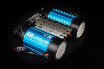 ARB Brushless Twin Motor On-Board 12V Air Compressor Kit, Ophalen of Verzenden