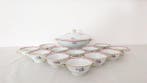 Bernardaud & Cie Limoges - Service de table pour 12 (13) -