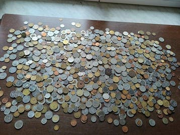 Wereld. Africa – Massive 5 kg Mixed Coin Lot. (Zonder