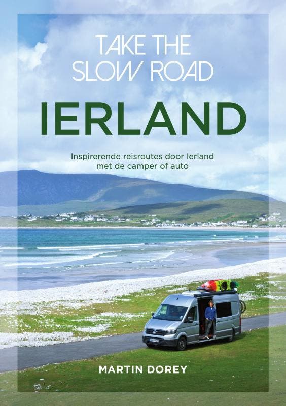 Ierland / Take the slow road 9789000376285 Martin Dorey, Boeken, Reisgidsen, Zo goed als nieuw, Verzenden