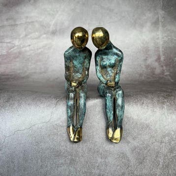 Sculpture, Sooka Interior - Bronze sitting couple -