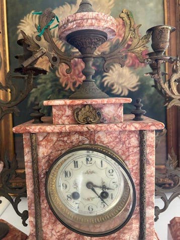 Horloge et parure de cheminée (3) Style Louis XIV Marbre -, Antiek en Kunst