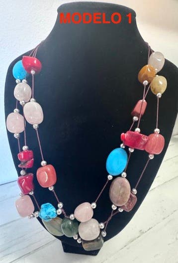 Collection thématique - Collier multistrand en pierres