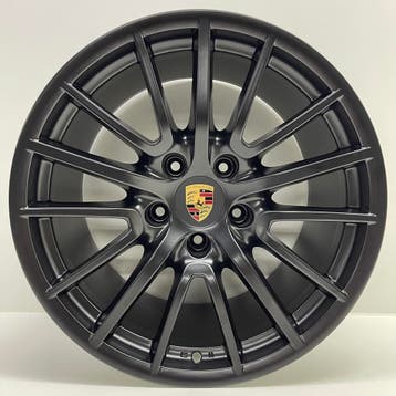 Porsche 997 2/4  19inch Sport Design GTS met banden (8mm), Ophalen, Banden en Velgen