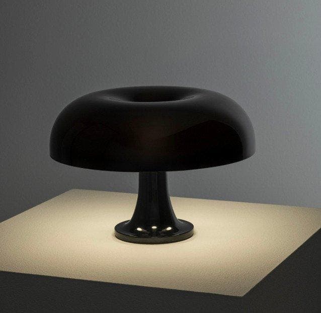 Artemide - Giancarlo Mattioli - Lamp - Nessino - ABS, Antiquités & Art, Antiquités | Éclairage