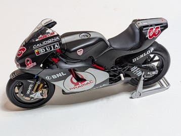 Minichamps 1:12 - Moto miniature - Ducati Desmosesici GP6, Nieuw