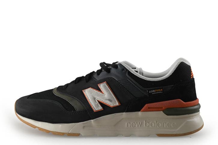 New Balance Sneakers in maat 43 Zwart, Vêtements | Hommes, Chaussures, Envoi
