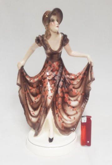 Goldscheider - Dakon - Beeld, Dame - 31 cm - Keramiek - 1930, Antiek en Kunst, Antiek | Glaswerk en Kristal