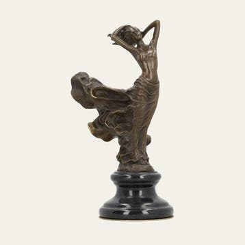 Beeldje - Dame in de wind - Brons, Marmer