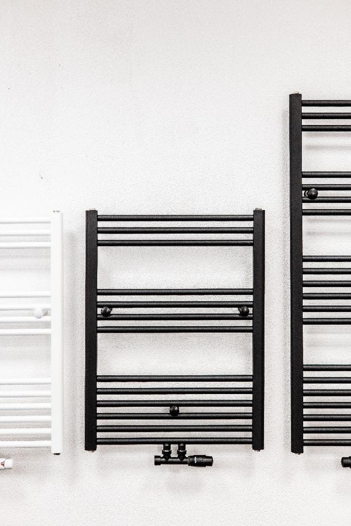 80x60 cm - 547 Watt - Oppio Handdoekradiator - Zwart (RAL, Doe-het-zelf en Bouw, Verwarming en Radiatoren, Ophalen of Verzenden