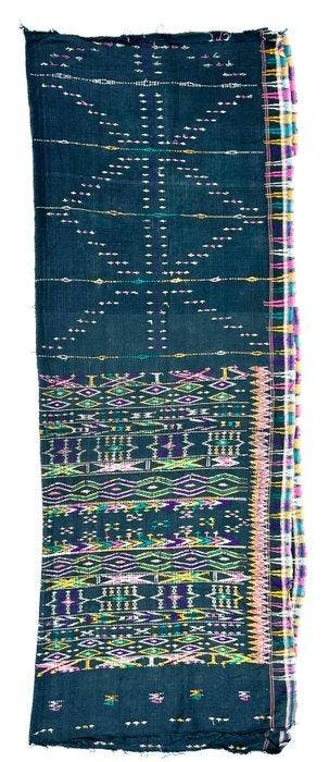 1 sarong et 3 serviettes - pareo - Manggarai-Flores -