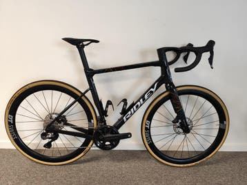 Ridley Grifn RS maat medium, Zo goed als nieuw