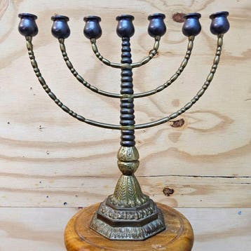 Judaica - Menora - Brons - Joodse kandelaar 7 armig - 31 cm, Antiek en Kunst