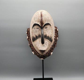 Masker - slagtand - Gabon (Zonder minimumprijs)