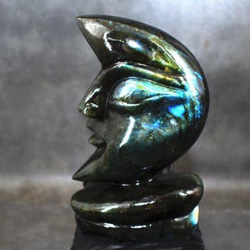 Beeld, No Reserve - Big Blue Flash Labradorite Carved Moon, Verzamelen