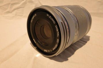 Olympus M.Zuiko Digital ED 40–150mm f/4–5.6 R – Zilver