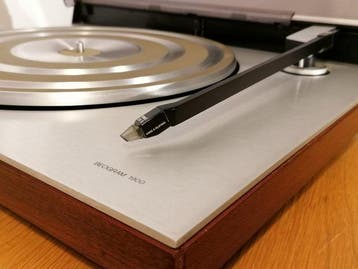Bang & Olufsen - BeoGram 1900, Jacob Jensen 1977 Table