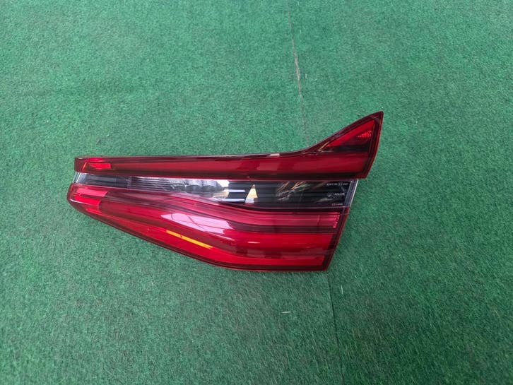 Feu arr. droit de hayon BMW 6-series GT G32 2017-2020, Autos : Pièces & Accessoires, Éclairage, BMW, Utilisé, Enlèvement