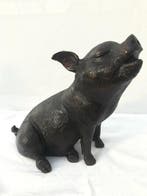 sculptuur, Pig sitting - 20 cm - Gepatineerd brons