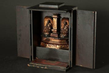 Consecrated Nichiren Buddhist Altar Cabinet with One Stupa