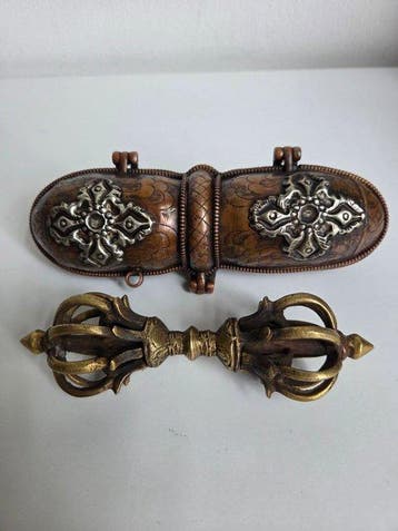 Tibetaanse vajra met bijbehorende beschermkoker - Koper -, Antiek en Kunst