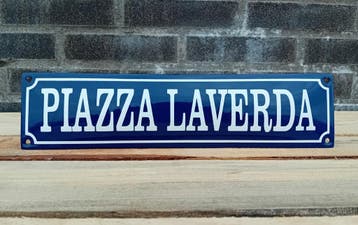 Piazza Laverda, Verzenden, Nieuw