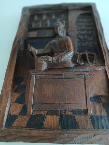 Bloksnijwerk/relief, Pareja de relieves rústicos en madera