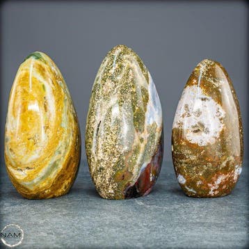 Opvallig jaspis-trio in vrije vorm – expressieve