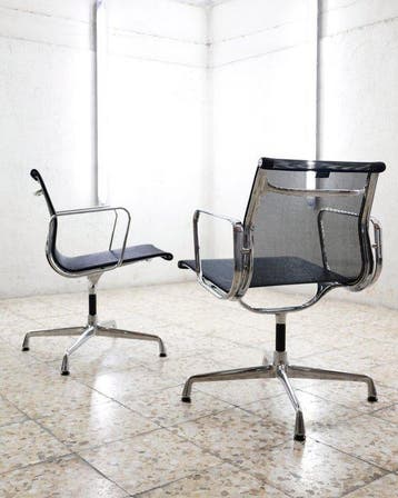 Vitra - Charles & Ray Eames - Bureaustoel (2) -