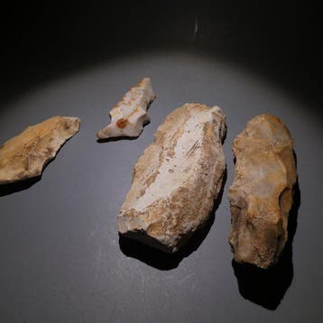 Michelsberg, Néolithique 4 silex, couteau de 12 cm de long -
