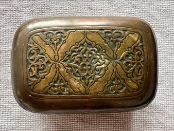 Qajar - Zonder minimumprijs - Tabaksdoos - Messing -