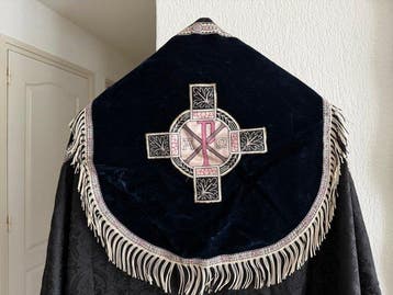 Religieuze en spirituele objecten - Stof, fluweel, lint,