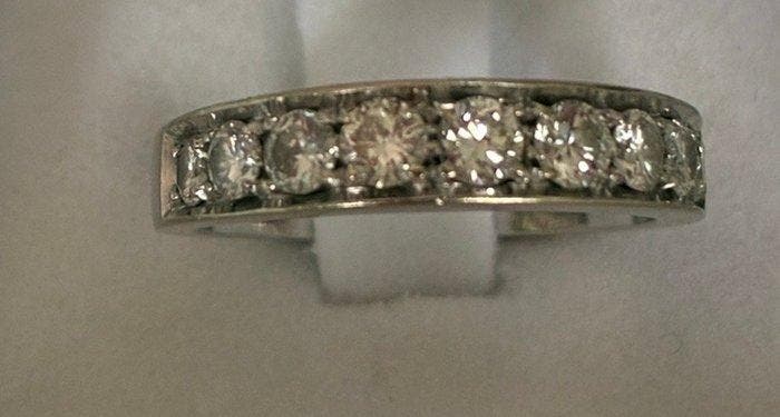 Bague déternité - 18 carats Or blanc - 0.80ct. tw. Diamant, Handtassen en Accessoires, Antieke sieraden