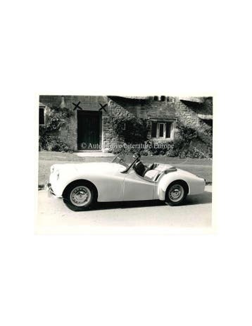 1955 TRIUMPH TR3 CABRIOLET PERSFOTO